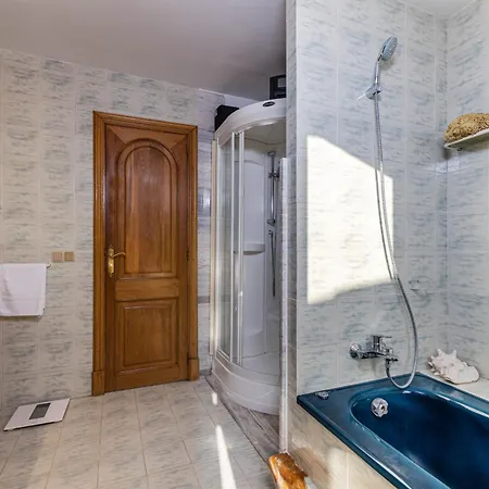 Yourhouse Tramontana *