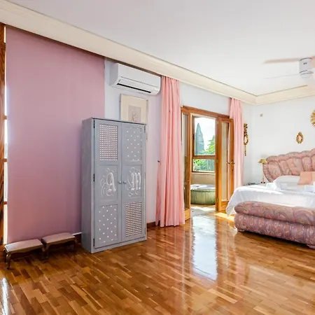 Yourhouse Tramontana *