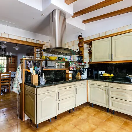 Yourhouse Tramontana * Lloseta